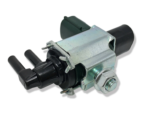 OE 1495631U1A 14956-31U10 EGR Valf Kontrol Solenoid Anahtarı Nissan Altima Maxima Quest Sentra