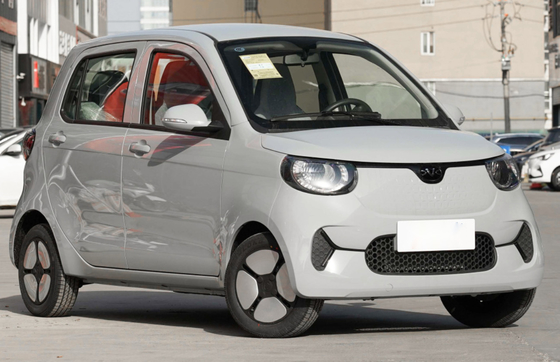 Uzun Sürüş Menzili 205km ile LHD Direksiyon EV Elektrikli Araba 4 Kişilik