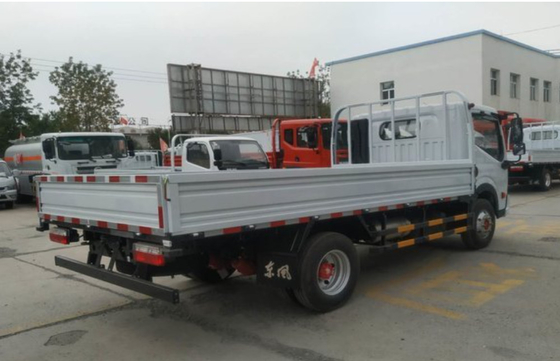 Tek Sıralı 4x2 Kargo Teslimat Kamyonu Hafif 8.5 Tonluk Kamyon 4.3M Uzun Çit Tipi