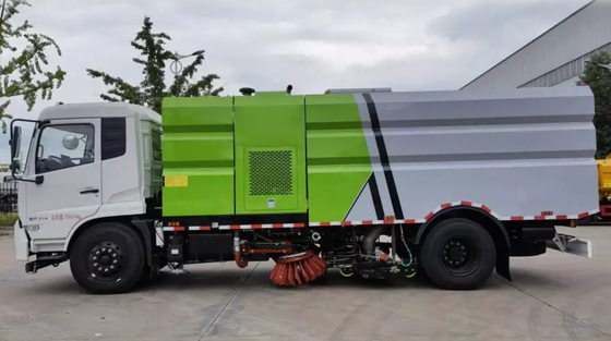 Maden Yeri için 169kw 230hp 12CBM Yol Süpürme Kamyonu Dizel Tipi