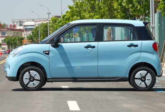 LINGBOX Sol El Sürüş Mini Suv Elektrikli 5 Kapı 140km Sürüş Menzili