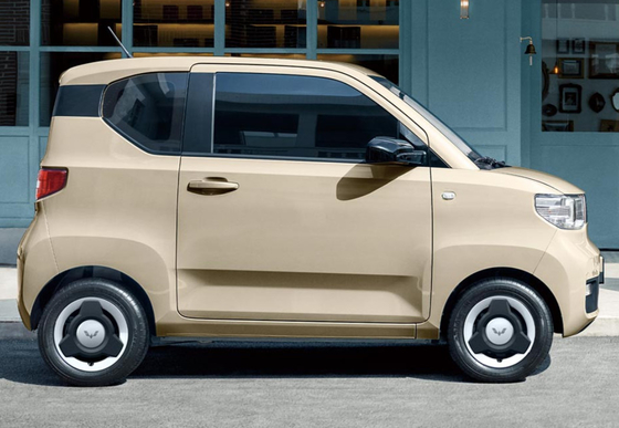 Elektrikli arabalar HONGGUANG Mini SUV 120~170KM sürüş menzili Wuling mini ev arabaları